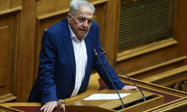 Φλαμπουράρης: Η ΝΔ έσπειρε ρατσισμό, ξενοφοβία, απανθρωπιά