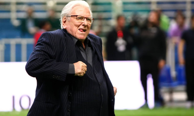 Κώστας Βουτσάς: Κρίσιμες οι επόμενες ώρες για την υγεία του – Διασωληνωμένος στη ΜΕΘ ο ηθοποιός