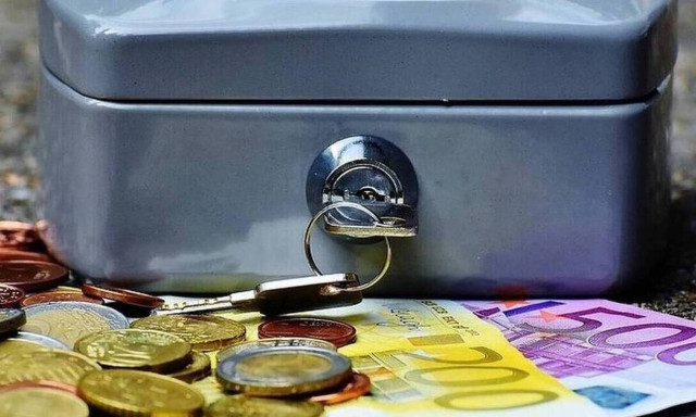 ΟΠΕΚΑ: Πότε θα πληρωθούν οι δικαιούχοι ΚΕΑ και προνοιακών επιδομάτων 