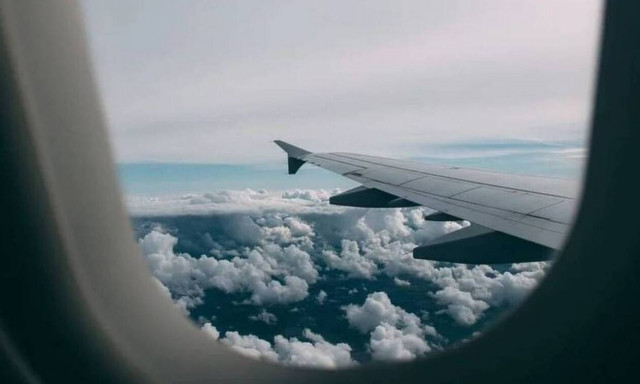 Καταιγίδα Κιάρα: Ούρλιαζαν 300 επιβάτες αεροσκάφους – 5 αποτυχημένες προσπάθειες προσγείωσης