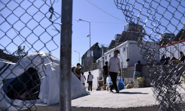 Πόσοι είναι στην Μόρια είπαμε; 