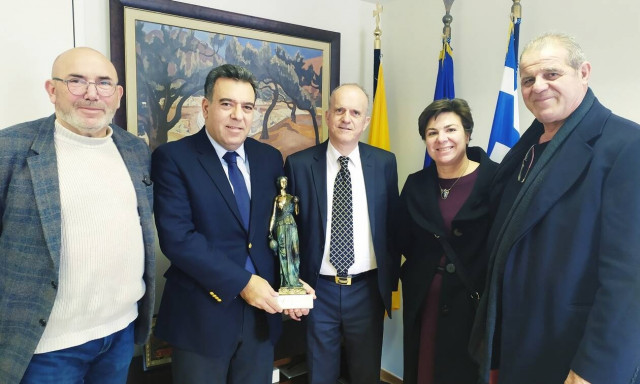 Μάνος Κόνσολας: «Η λαϊκή τέχνη, αναπόσπαστο μέρος του τουριστικού μας προϊόντος»