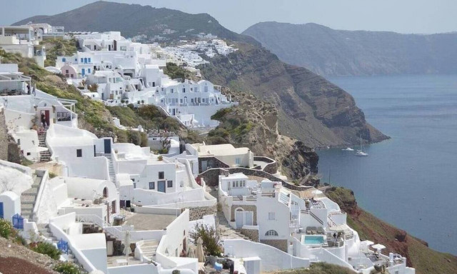 General Sec for Civil Protection introduces plan to address possible activation of Santorini volcano