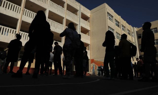 Βύρωνας: Νέα στοιχεία για την υπόθεση ξυλοδαρμού του 17χρονου που προστάτευε την αδερφή του