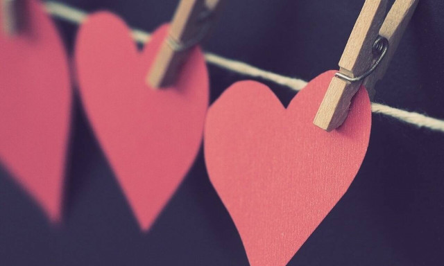 Μοναδικό: Δεν θα πιστεύετε πώς της έκανε πρόταση γάμου ανήμερα του Αγίου Βαλεντίνου