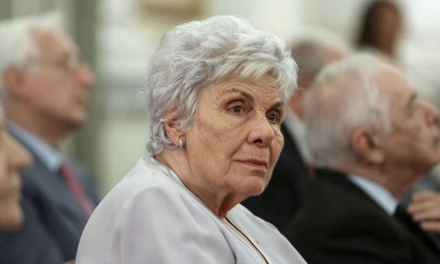 Κική Δημουλά: Υπέστη ανακοπή καρδιάς - Νοσηλεύεται σε κρίσιμη κατάσταση