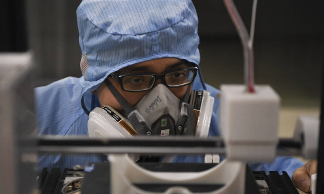 Δημοσκόπηση Newsbomb.gr: Το 70% των πολιτών φοβάται την εξάπλωση του κοροναϊού