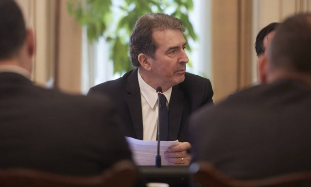 Χρυσοχοΐδης: Αυτό είναι το σχέδιο για ασφαλείς πόλεις – Αστυνομικοί στις γειτονιές κάθε 15 λεπτά