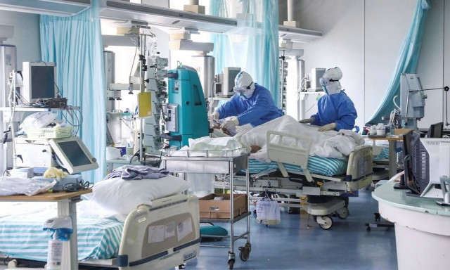 «Καλπάζει» ο κοροναϊός: Τρόμος για παγκόσμια εξάπλωση - Πλησιάζουν τους 1.700 οι νεκροί