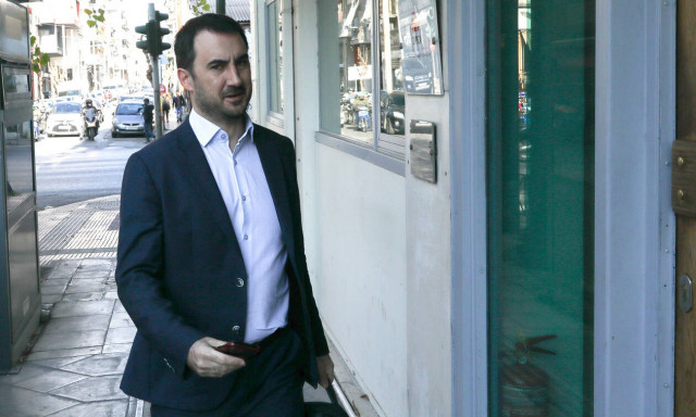 ND's obsessions in migration have led to total chaos, SYRIZA's Charitsis says