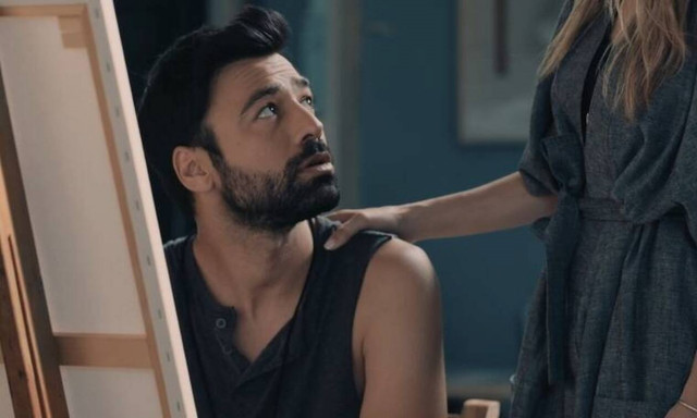 8 λέξεις: Ο προδομένος Οδυσσέας και ο εθισμός της Σμαράγδας