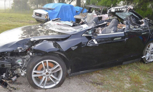 Γιατί τα ηλεκτρικά αυτοκίνητα εμπλέκονται πιο συχνά σε ατυχήματα;