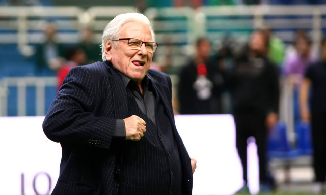 Κώστας Βουτσάς: Παραμένει στην Εντατική ο αγαπημένος ηθοποιός