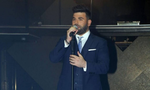 Παντελής Παντελίδης: Συγκίνηση στο τρισάγιο στη μνήμη του (video)