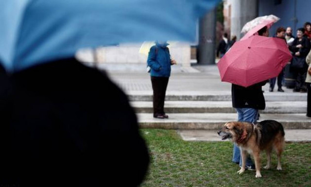 Καιρός: Πού θα βρέξει την Παρασκευή - Αναλυτική πρόγνωση για όλη τη χώρα