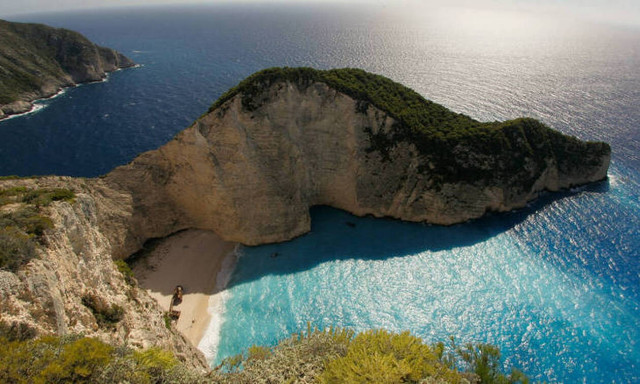 Πώς απαντά ο ΕΟΤ στο δημοσίευμα-πρόκληση που παρουσιάζει το «Ναυάγιο» της Ζακύνθου στην Τουρκία