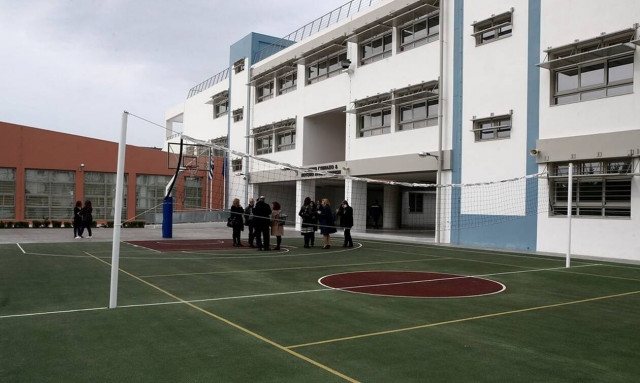 Ριζικές αλλαγές σε Δημοτικά και Γυμνάσια: Τι ώρα θα ξεκινούν τα μαθήματα