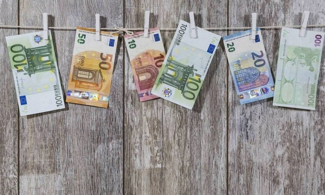 Πόθεν Έσχες: Προσοχή! Λήγει η προθεσμία σε 9 ημέρες - Τσουχτερά πρόστιμα για τους «ξεχασιάρηδες»