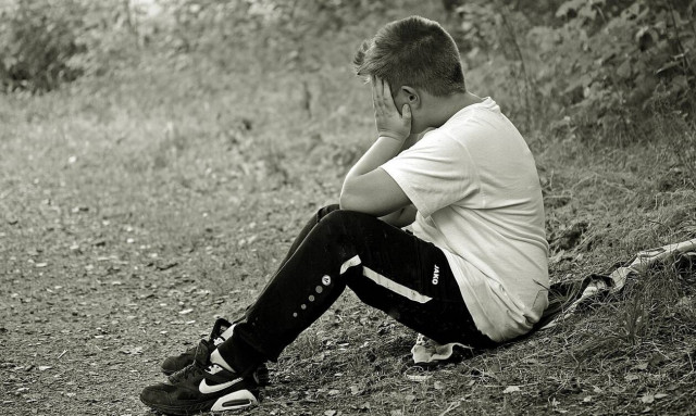 Ξυλοδαρμός μαθητή στην Καβάλα: «Κατήγγειλα το περιστατικό στη διευθύντρια και μου είπε περαστικά»