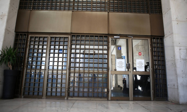 Προανακριτική Novartis: Εμφανίστηκε στη ΓΑΔΑ ο «Μάξιμος Σαράφης»