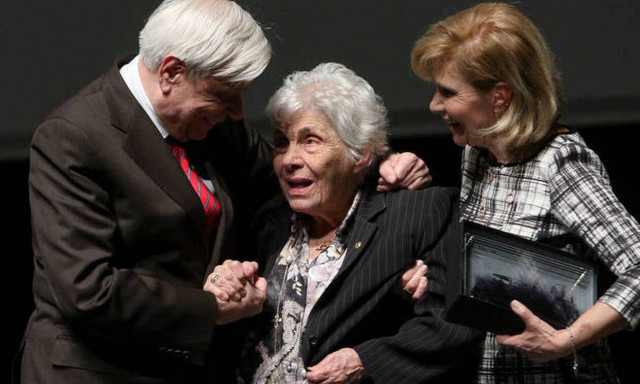 Κική Δημουλά: «Η ελληνική ποίηση έχασε την εμβληματική της μούσα», δήλωσε ο ΠτΔ