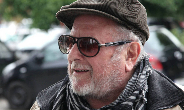 Κώστας Βουτσάς: Δύσκολες στιγμές στην Εντατική - Τα τελευταία νέα για την υγεία του