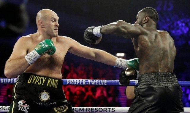 ΣΟΚ στην αρένα: Πυγμάχος ήπιε το αίμα του αντίπαλού του που αιμορραγούσε – ΣΚΛΗΡΕΣ ΕΙΚΟΝΕΣ (pics)