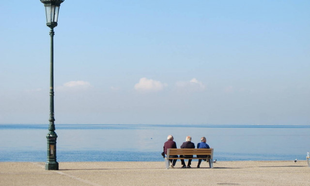 Με βελτιωμένο καιρό και καλές θερμοκρασίες η Δευτέρα - Στο βάθος… νέα επιδείνωση (pics)