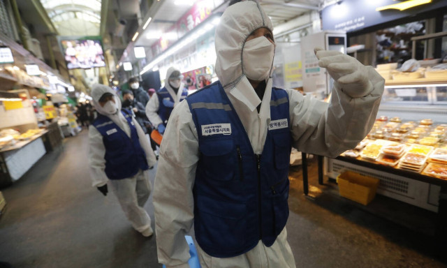 Κοροναϊός: Παγκόσμιος συναγερμός –Σε καραντίνα πόλεις στην Ιταλία, κλείνουν τα σύνορα με την Αυστρία