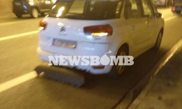 Τροχαίο στην Αττική Οδό: Σύγκρουση τριών ΙΧ με νταλίκα (pics)