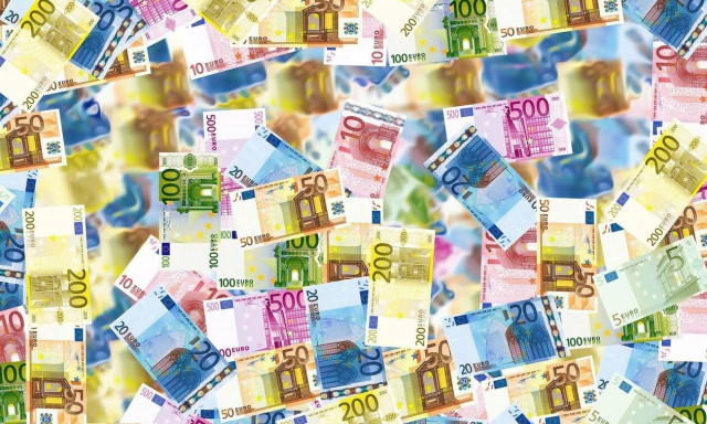 ΑΑΔΕ: Πόσα χρήματα χρειάζονται για να γίνεις φορολογικά Έλληνας 