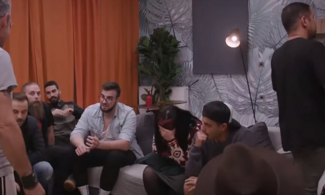 Χαμός στο MasterChef: «Κλάψε κορίτσι μου, θα μου τρίψεις την κρέμα στη μούρη» (video)