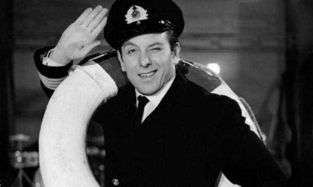 Κώστας Βουτσάς: Οι ταινίες και τα θεατρικά που έγραψαν ιστορία