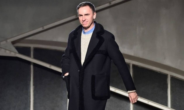 O Raf Simons εντάσσεται στο δυναμικό του οίκου Prada