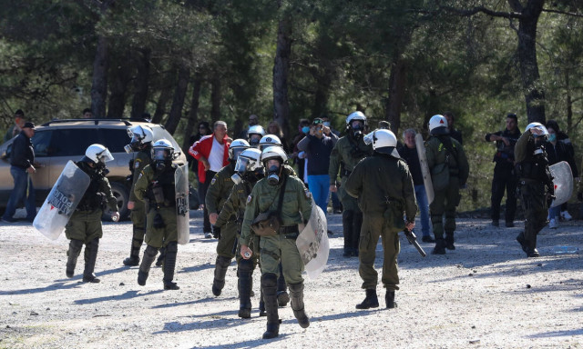 ΕΛ.ΑΣ. για τις αγριότητες στα νησιά: Οι ευθύνες αστυνομικών θα καταλογισθούν μέχρι κεραίας