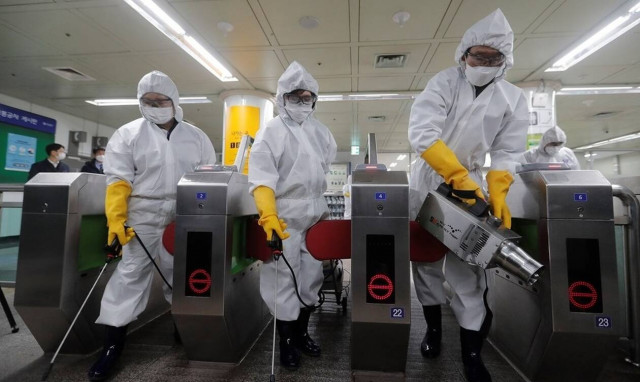 Κοροναϊός: «Βόμβα» ΠΟΥ - Η επιδημία «λαμβάνει μεγαλύτερες διαστάσεις»-Πού εντοπίζονται νέα κρούσματα