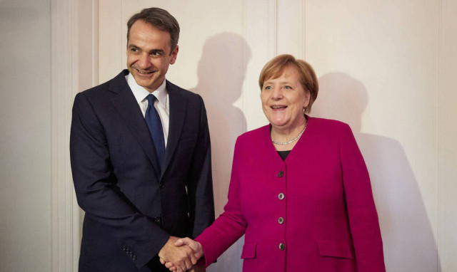 Τηλεφωνική επικοινωνία Μητσοτάκη - Μέρκελ
