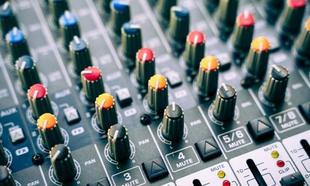 Νεκρή στο διαμέρισμά της γνωστή τηλεοπτική παραγωγός