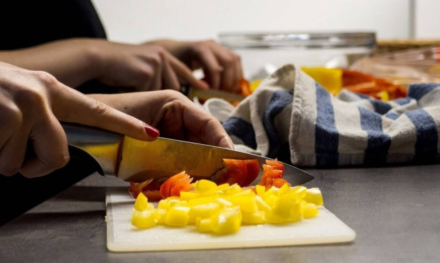 Συνελήφθη ο γιος γνωστής τηλεοπτικής μαγείρισσας - Τι συνέβη (pics)