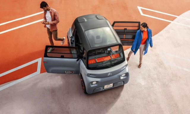 Το ηλεκτρικό Citroen Ami οδηγείται και από 14χρονα, και κοστίζει 6.900 ευρώ