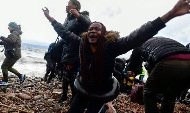 Βίντεο - σοκ: Δείτε πώς «στήνουν» τις φωτογραφίσεις μεταναστών και προσφύγων 