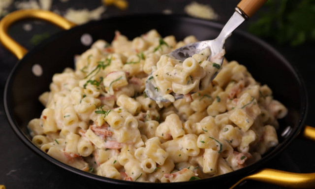 Η συνταγή της ημέρας: Mac 'n' Cheese Carbonara