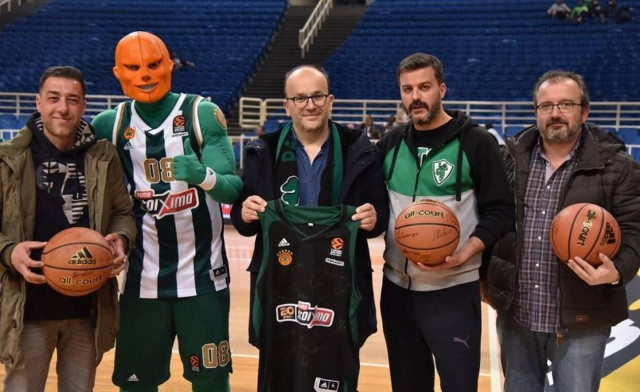 Έκπληξη από τον ΟΠΑΠ για τους φιλάθλους της ΚΑΕ Παναθηναϊκός ΟΠΑΠ στον αγώνα με την Μπαρτσελόνα