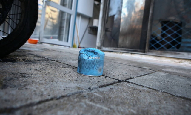 Επίθεση με γκαζάκια στο σπίτι του Θάνου Τζήμερου