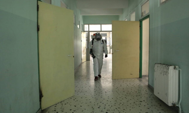 Κοροναϊός: Έκτακτα μέτρα σε Ηλεία, Αχαΐα, Ζάκυνθο - Η πρόβλεψη για τη διάδοση στην Ελλάδα