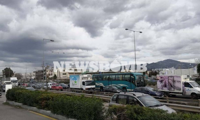 Κίνηση: «Κόλαση» η Αθηνών – Λαμίας λόγω τροχαίου