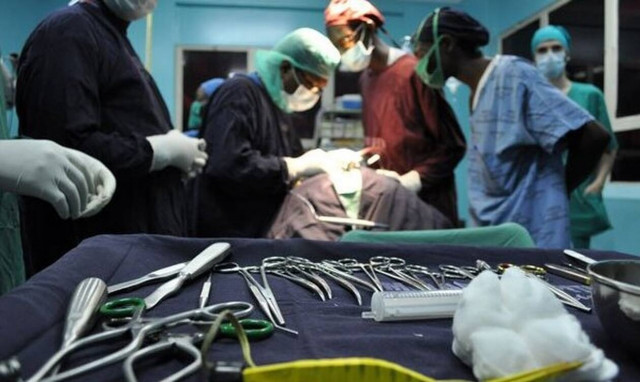 Αδιανόητο: Μαία ξερίζωσε το κεφάλι νεογέννητου τη στιγμή του τοκετού