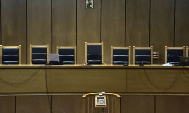 Εξοπλιστικά: Αθώος στο Εφετείο ο Λιακουνάκος και ακόμη 16 άτομα