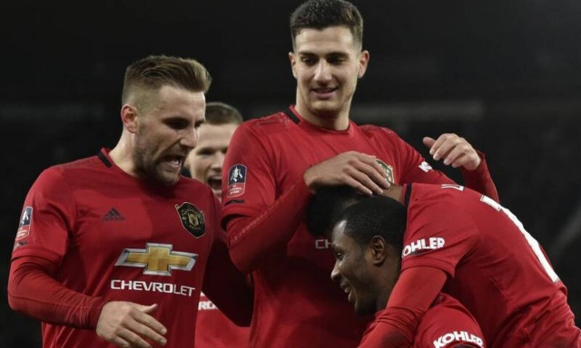 Ντέρμπι στο Μάντσεστερ και τη Μαδρίτη