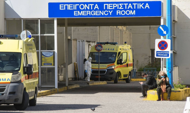 Κοροναϊός στην Ελλάδα: 48χρονη που νοσεί «σπάει» τη σιωπή της - Τι είπε για την περιπέτειά της